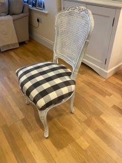 4 x French style white dining chairs