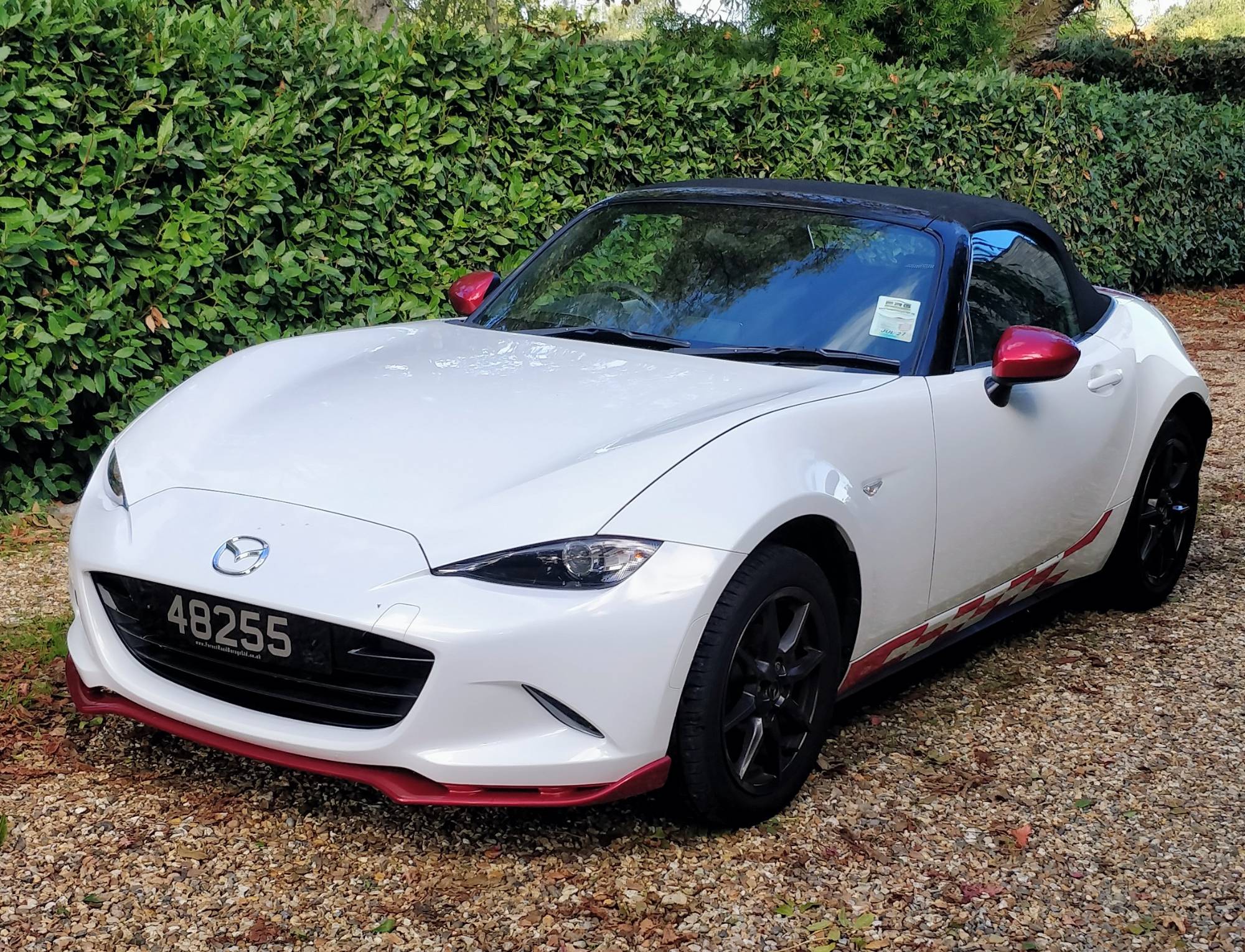 Mazda MX-5 ICON Limited Edition.
