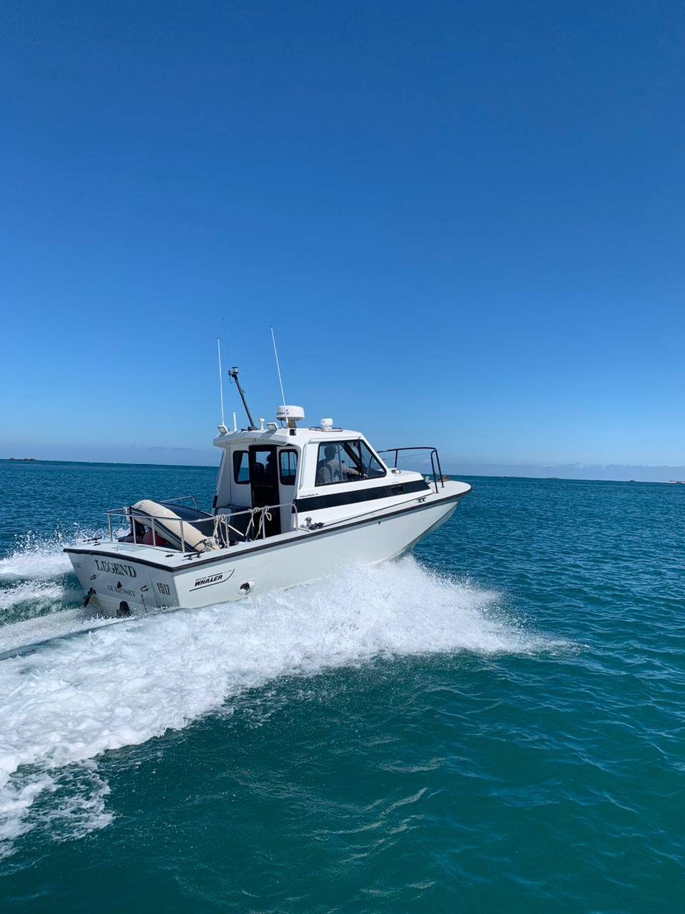 Boston whaler 27 challenger