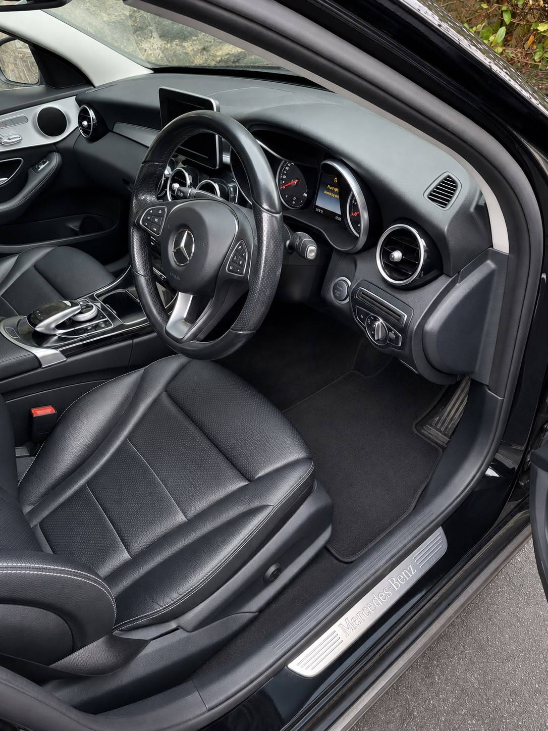Mercedes Benz C200 Yr 2017
