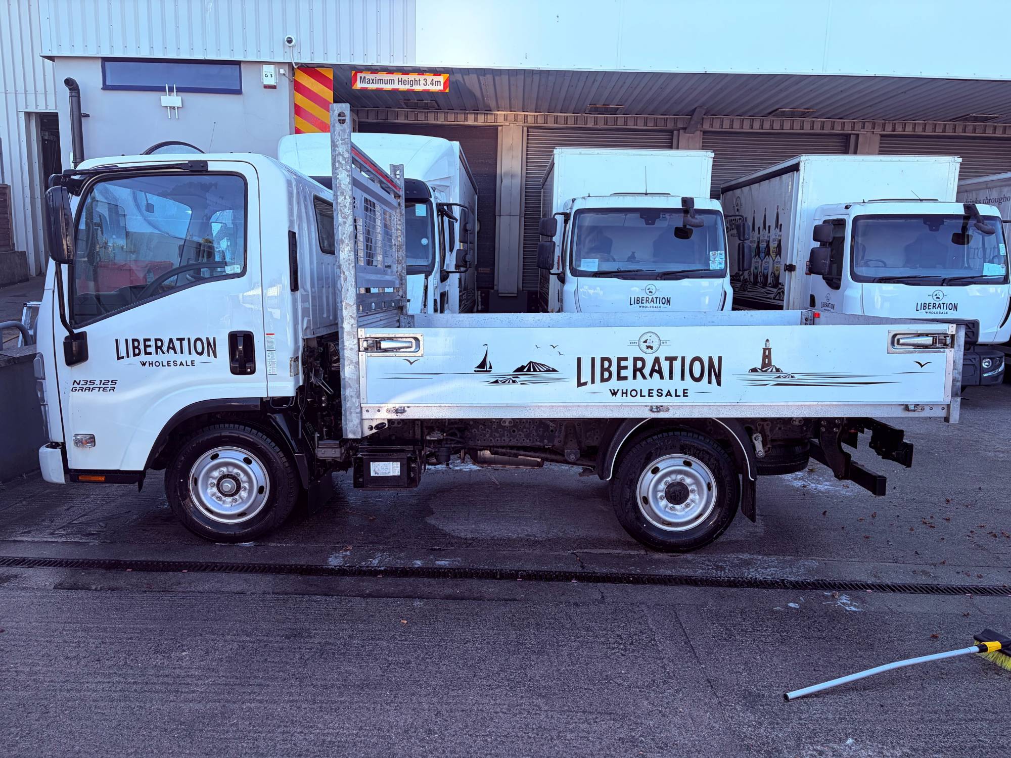 2022 Isuzu N35 Grafter 1.9L Diesel Chassis Cab – ONLY 2,560 MILES