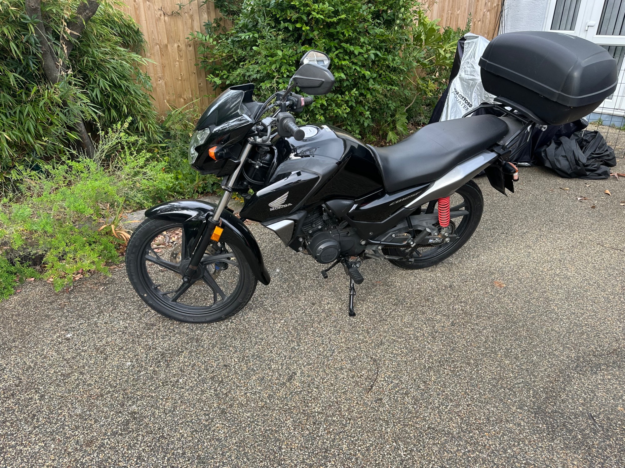 Honda CBF125 Motorbike