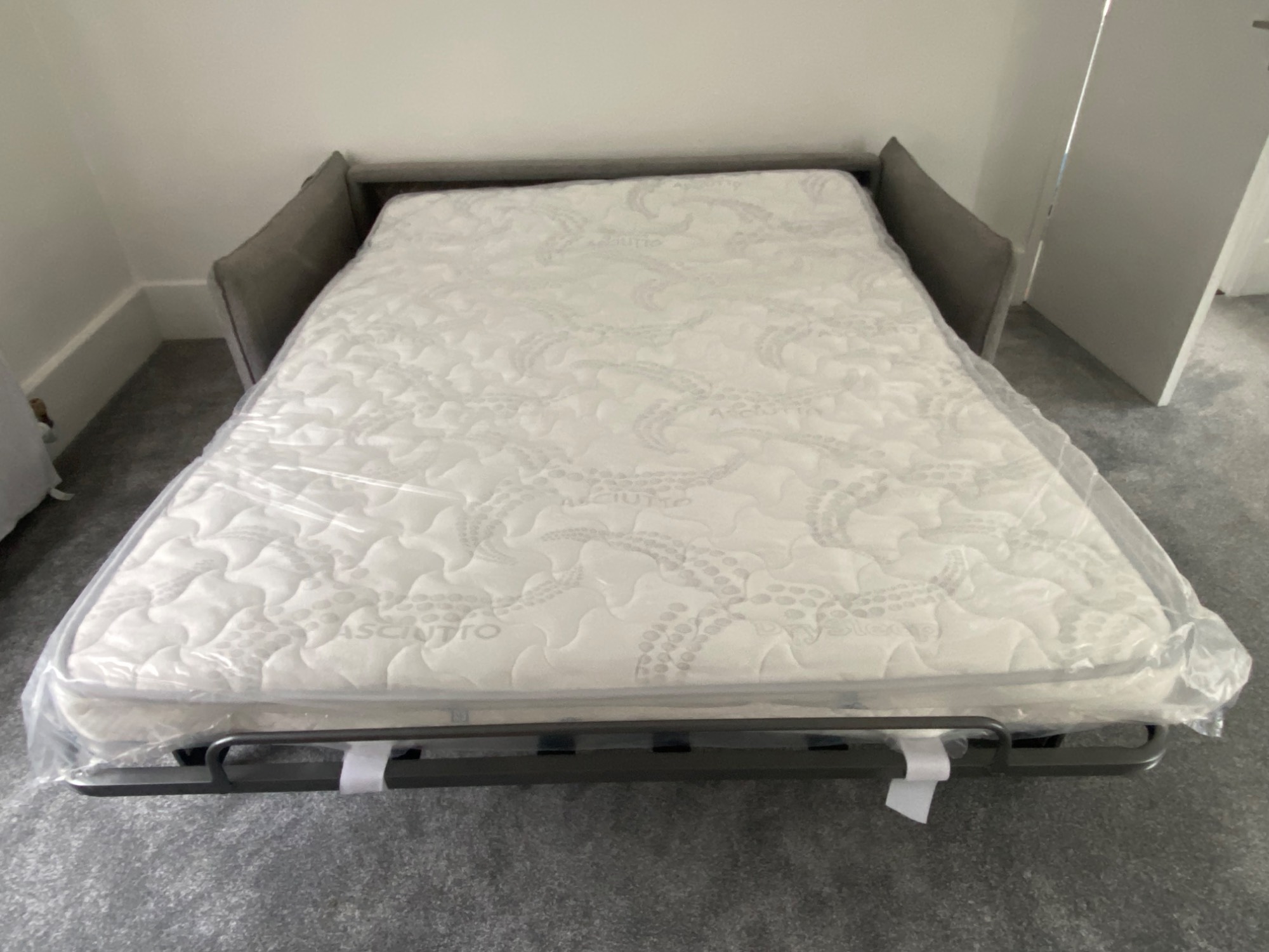 Light grey 3 seater sofa bed