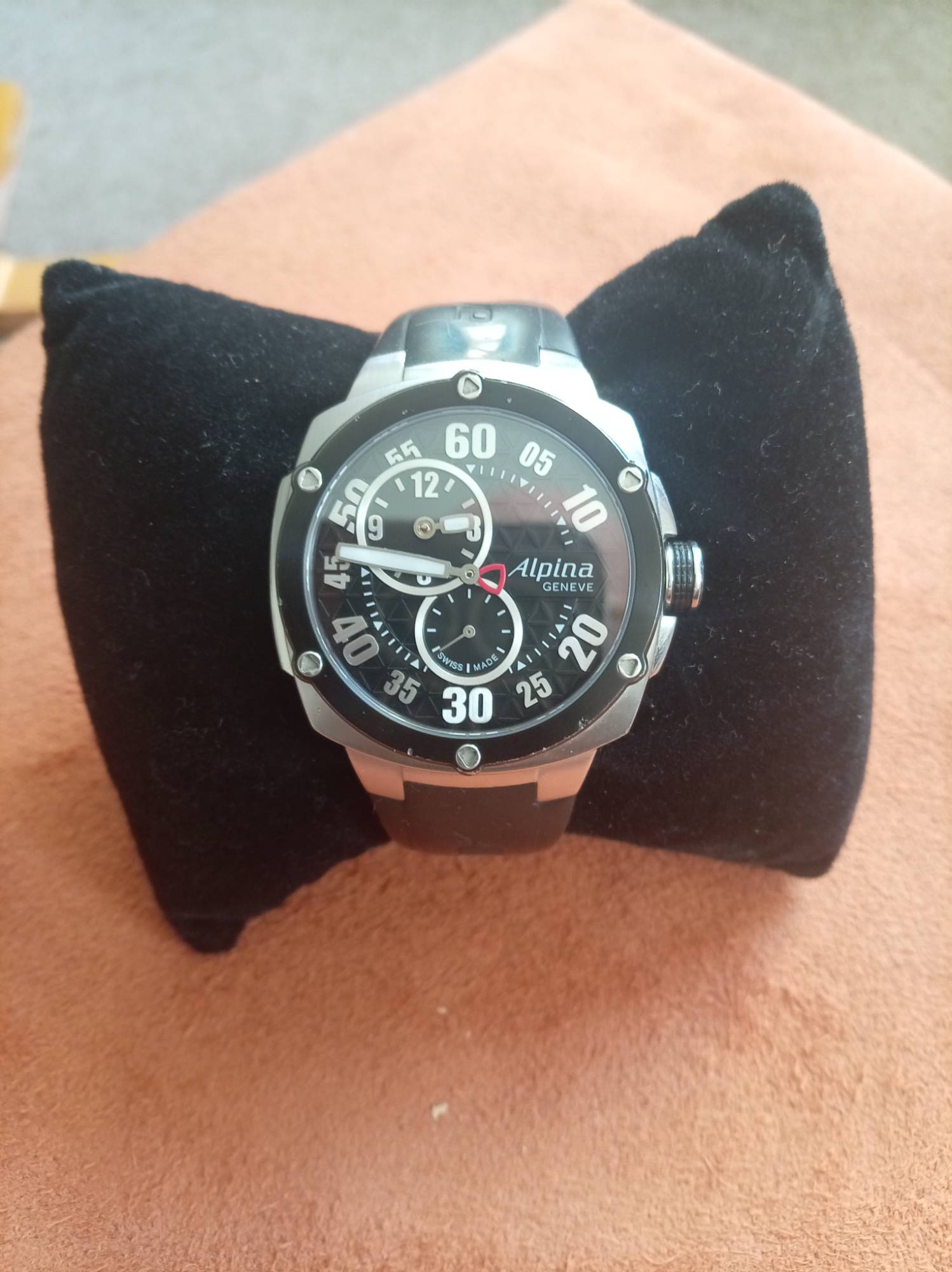 Alpina Avalanche Extreme AL650 sports regulator watch